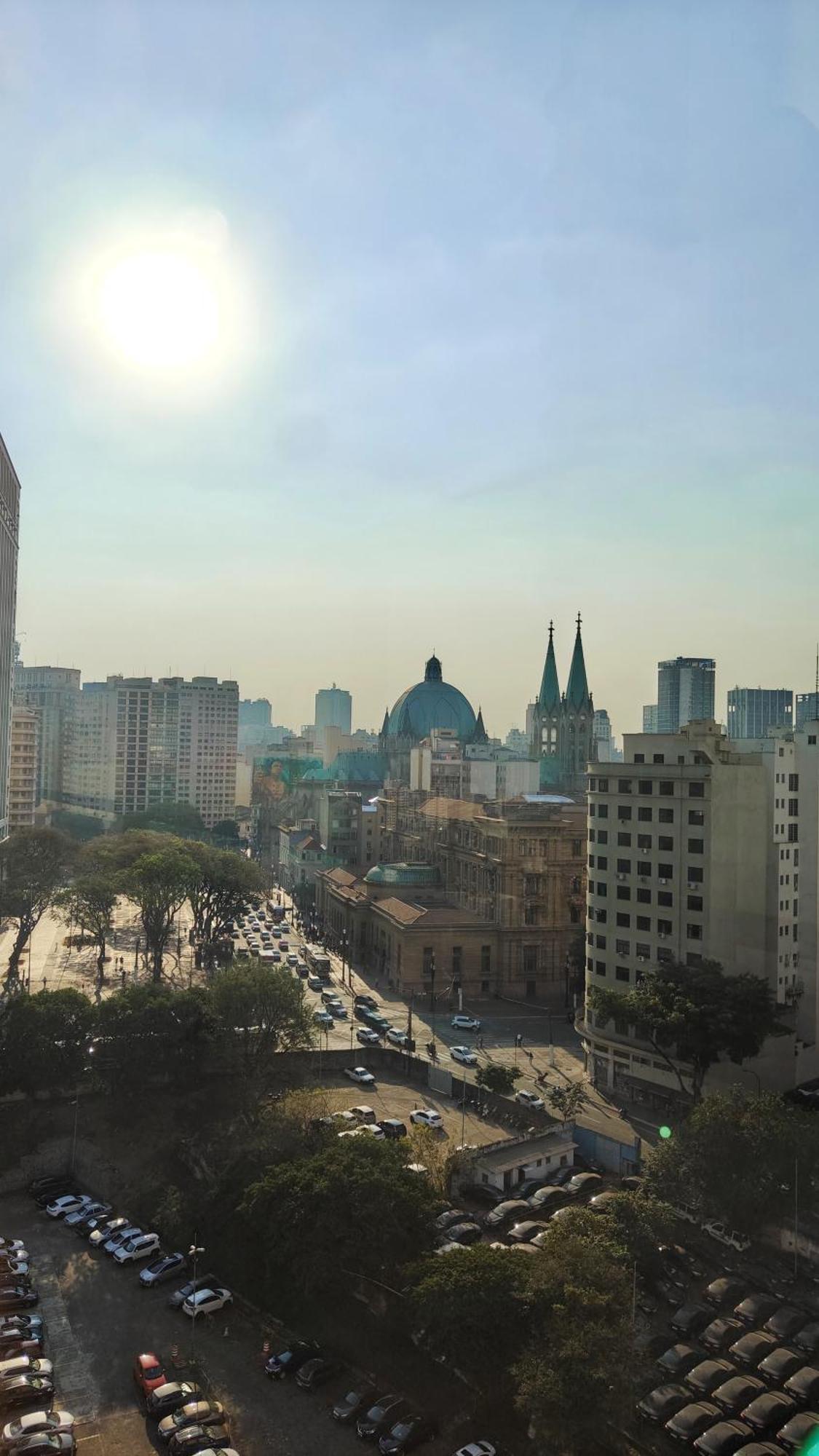 Apartamento 04 - Apto Liberdade Se 500'metro *